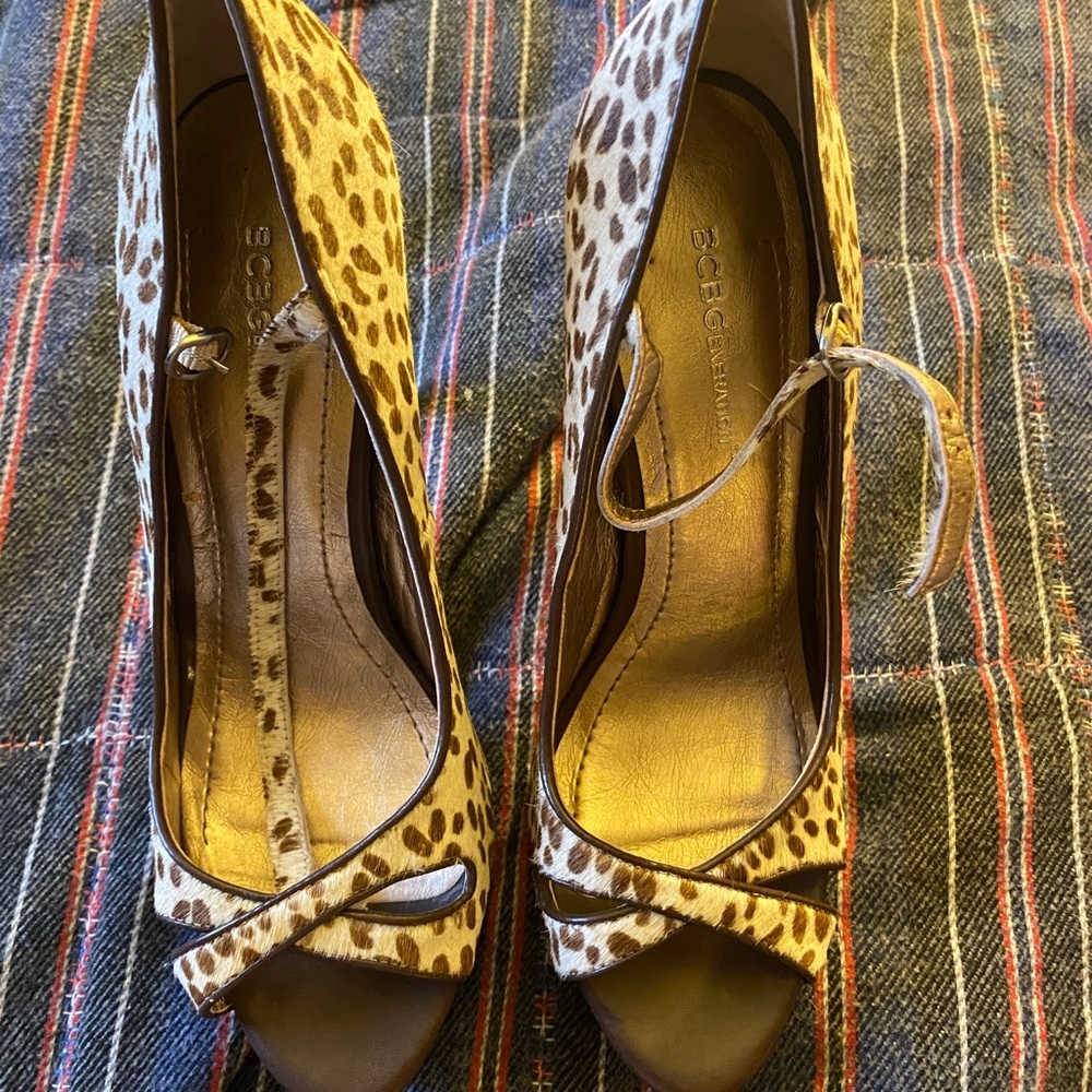 New shoes without box and tags